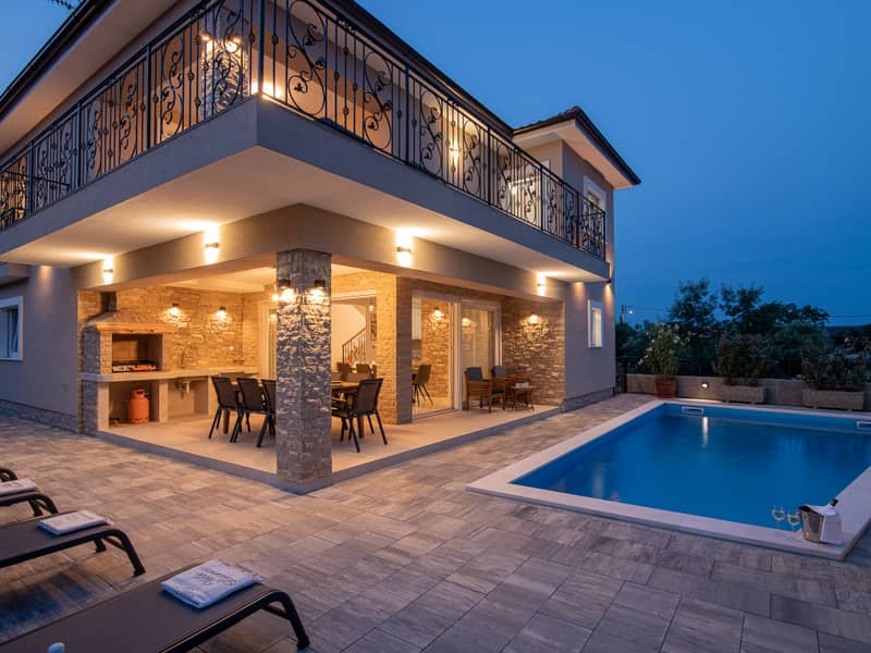 luxury villas