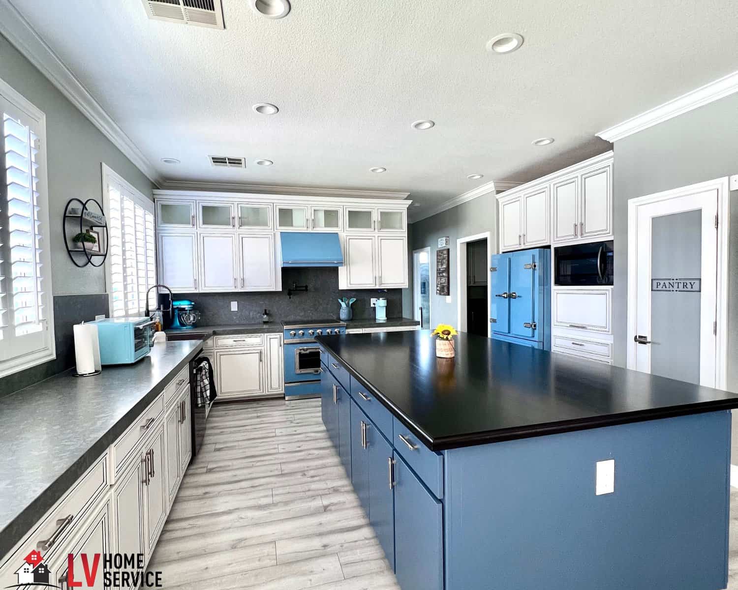 kitchen remodeling contractor