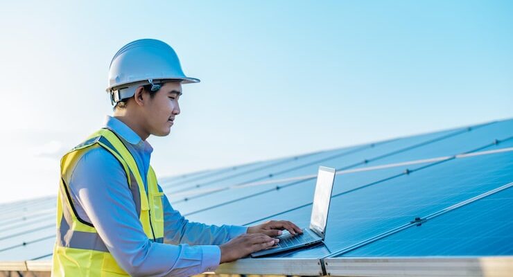 solar panel tracking system